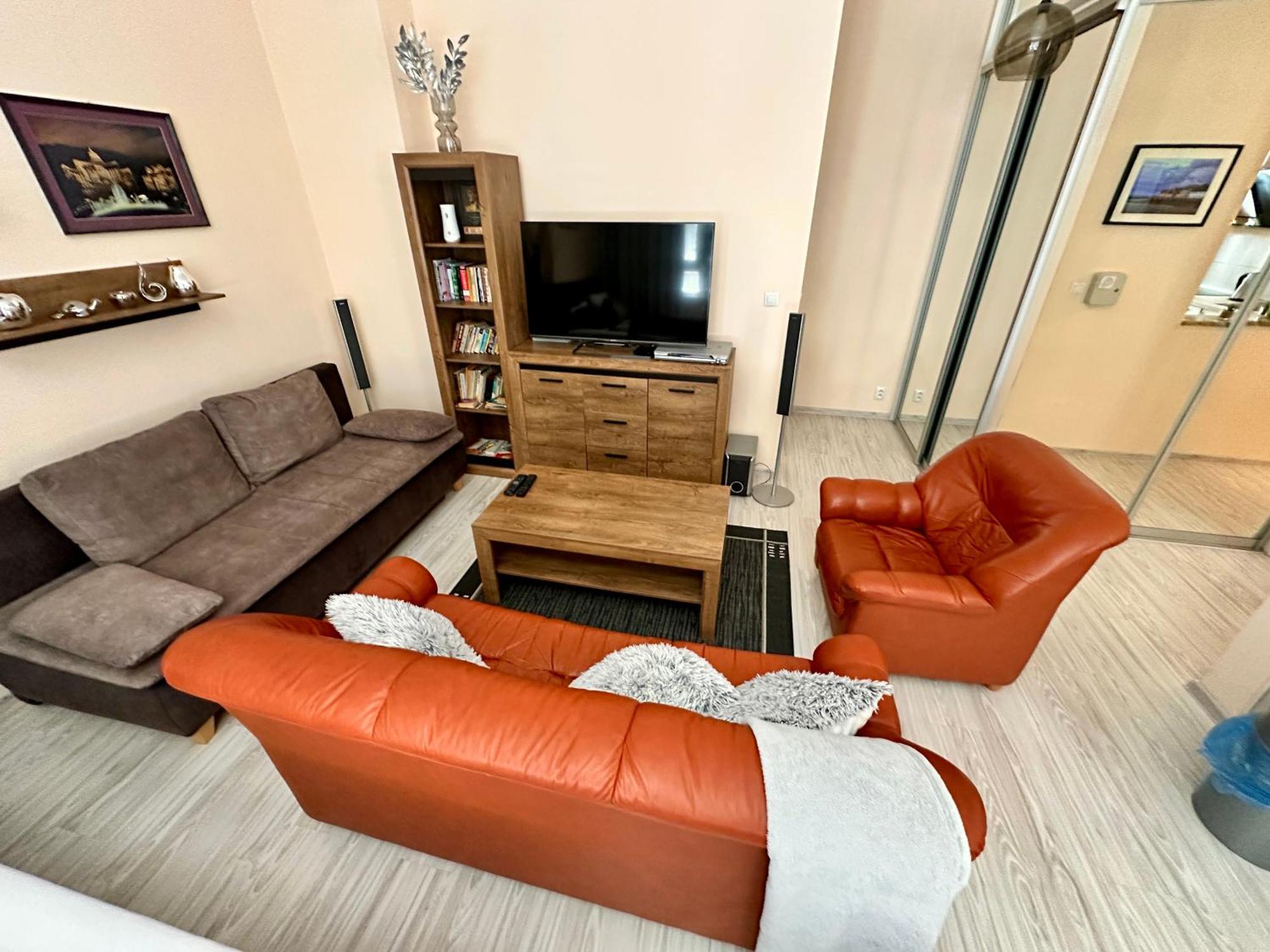 Princess Main Square Apartment โปปรัด ภายนอก รูปภาพ
