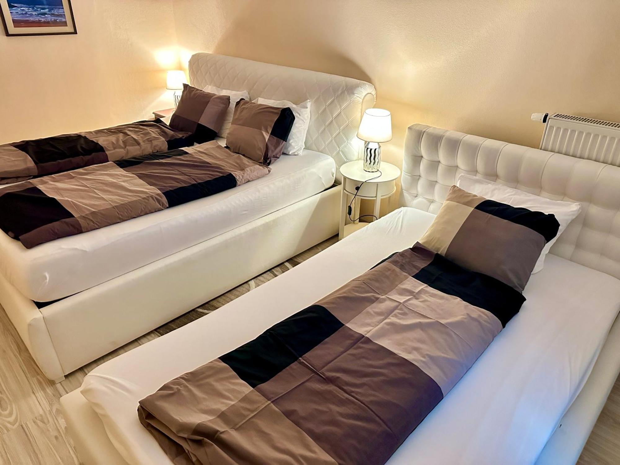 Princess Main Square Apartment โปปรัด ภายนอก รูปภาพ